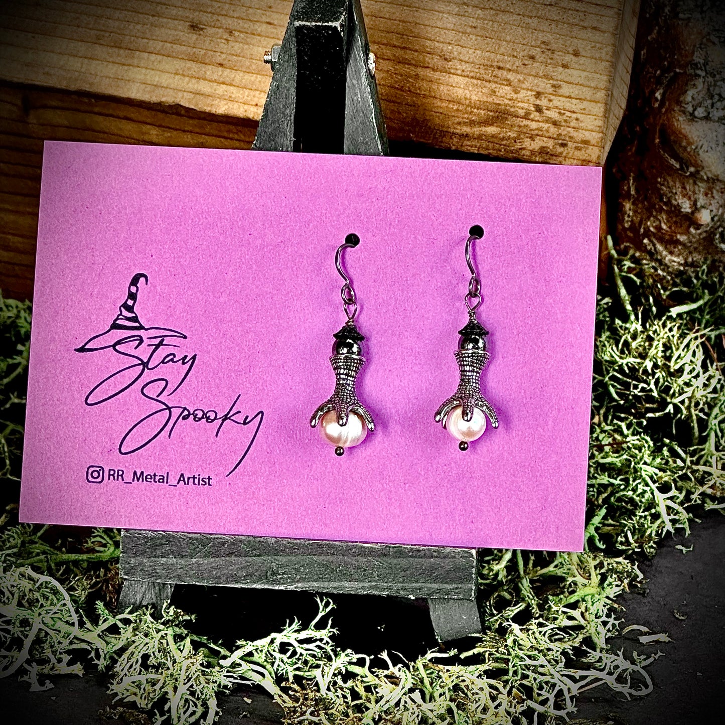 Pewter-Pearl Claw Earrings